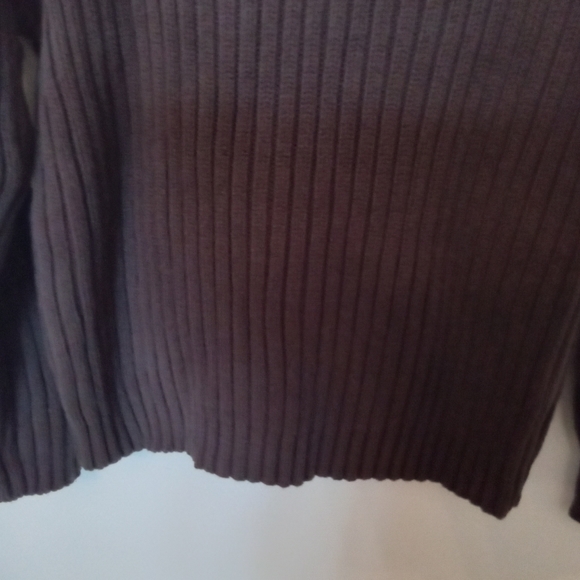 Chocolate Brown Zip Front Pullover Cableknit Sweater - Picture 12 of 13